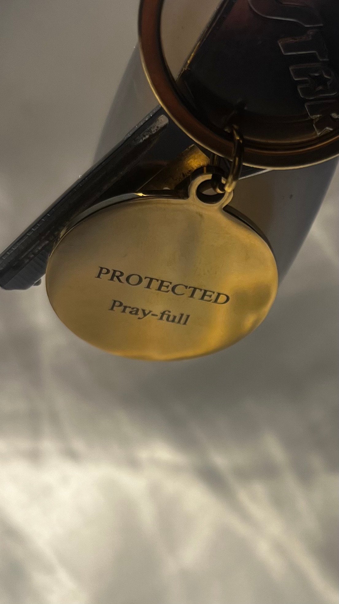 Porte-clés chrétien rond – (Personnalisable)