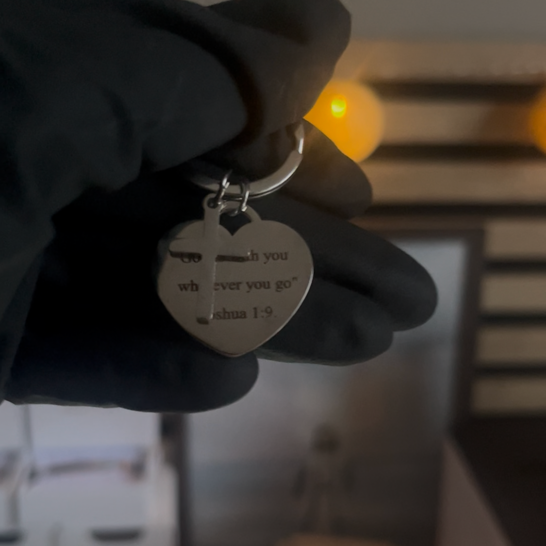 Porte-clés chrétien cœur – (Précommande & Personnalisable)