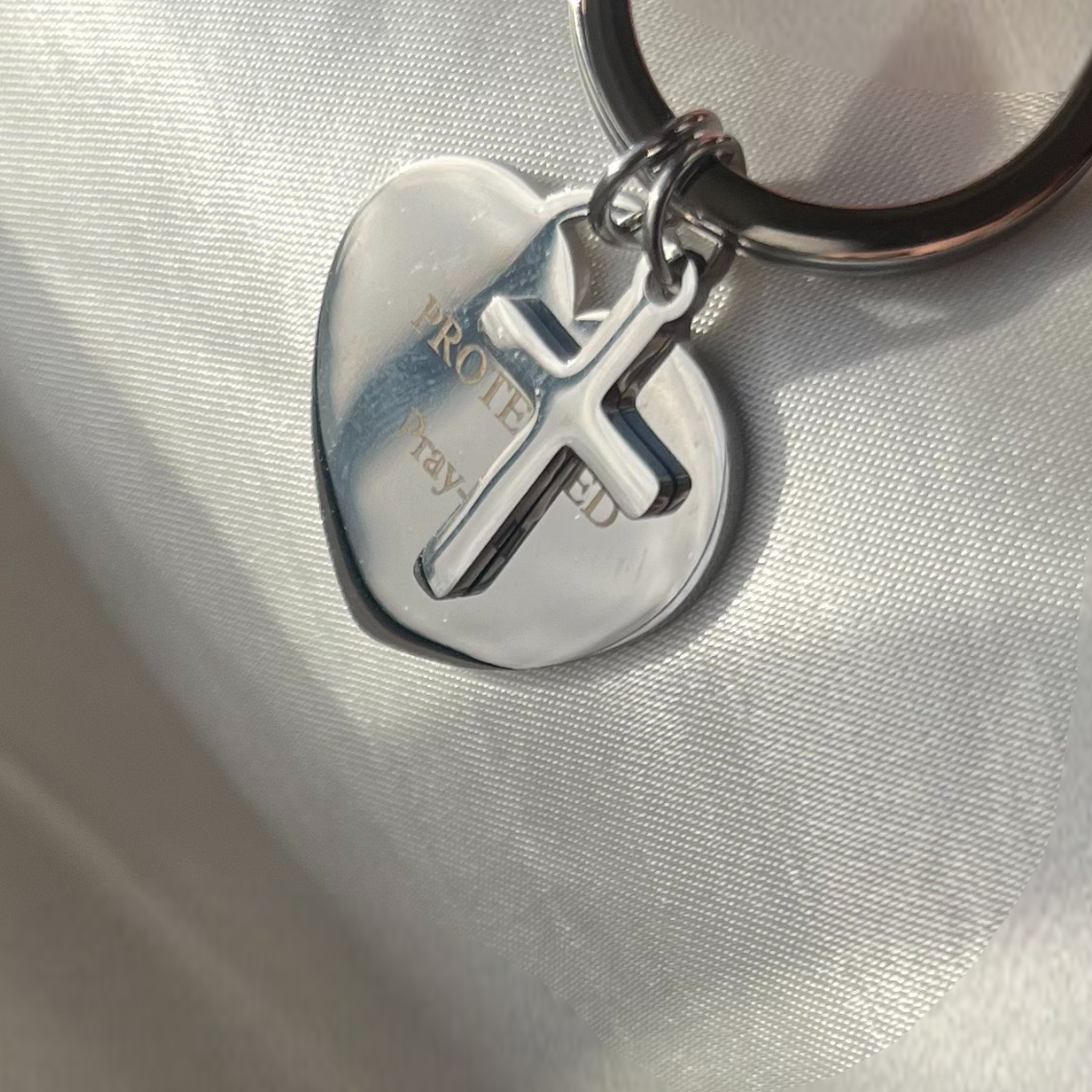 Porte-clés chrétien cœur – (Précommande & Personnalisable)